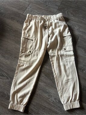 Banana Republic Tencel Jogger in Light Khaki